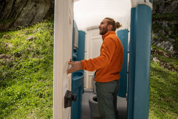 Best Porta potty rental near me  in Winnebago, IL